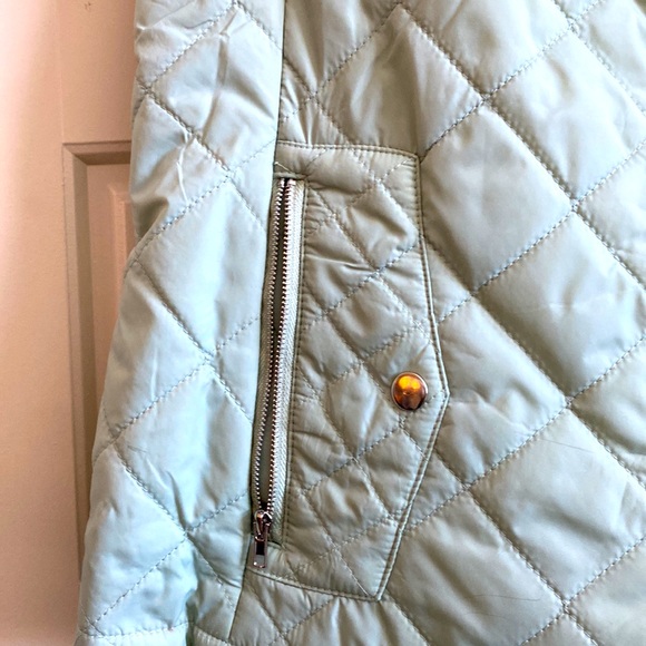 Padded green vest - Picture 3 of 4